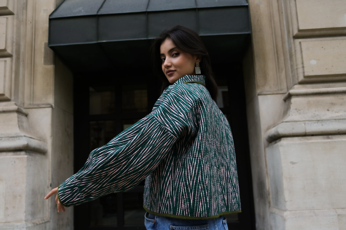 Doppelseitige Ikat Jacke aus Usbekistan (Handarbeit, Baumwolle-Seide, One Size)