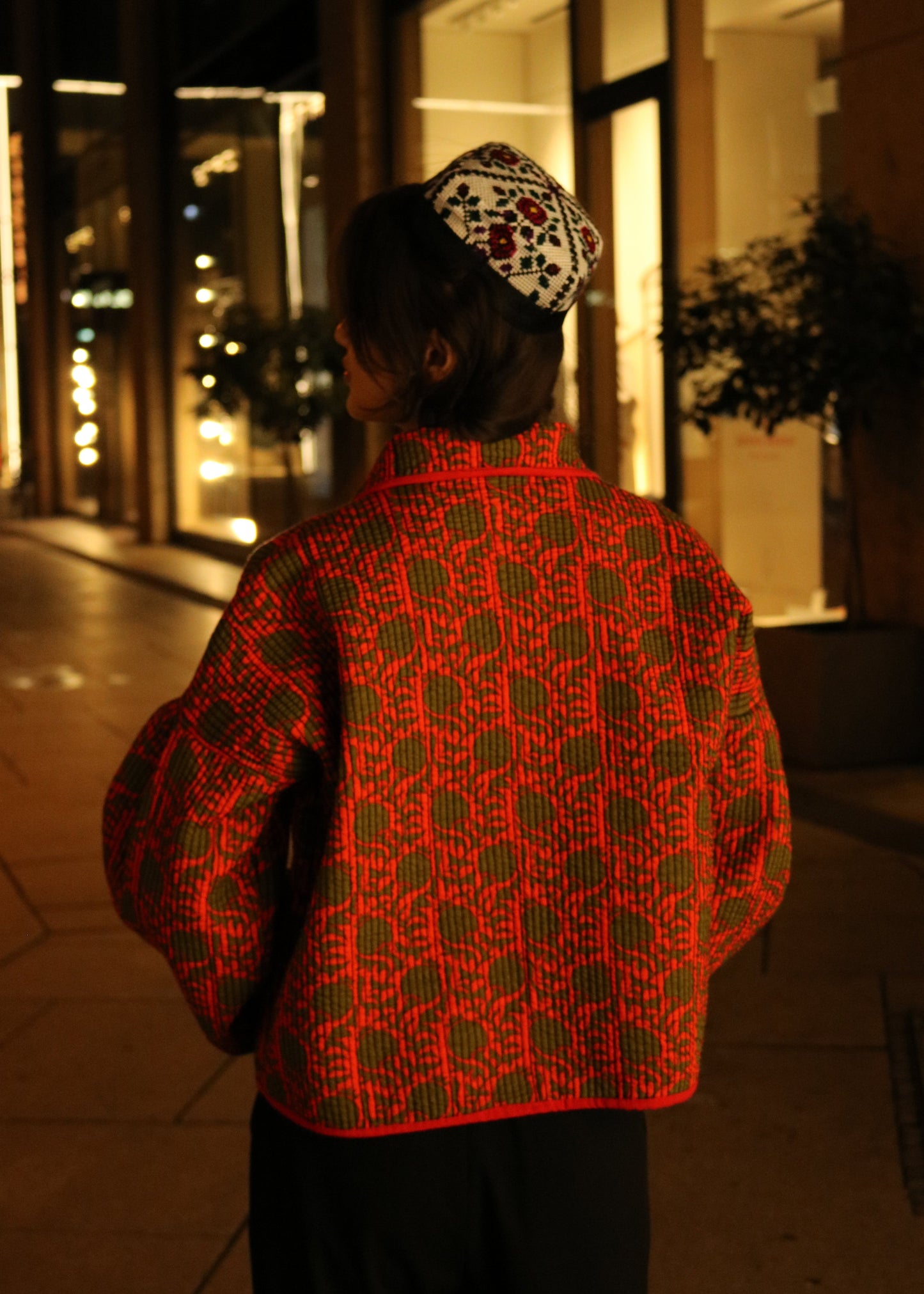 Doppelseitige Ikat Jacke aus Usbekistan (Handarbeit, Baumwolle-Seide, One Size)