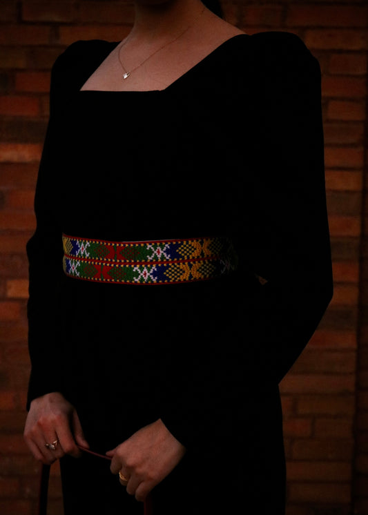 Bazima Ethno Gürtel – Farbenfrohe Handarbeit