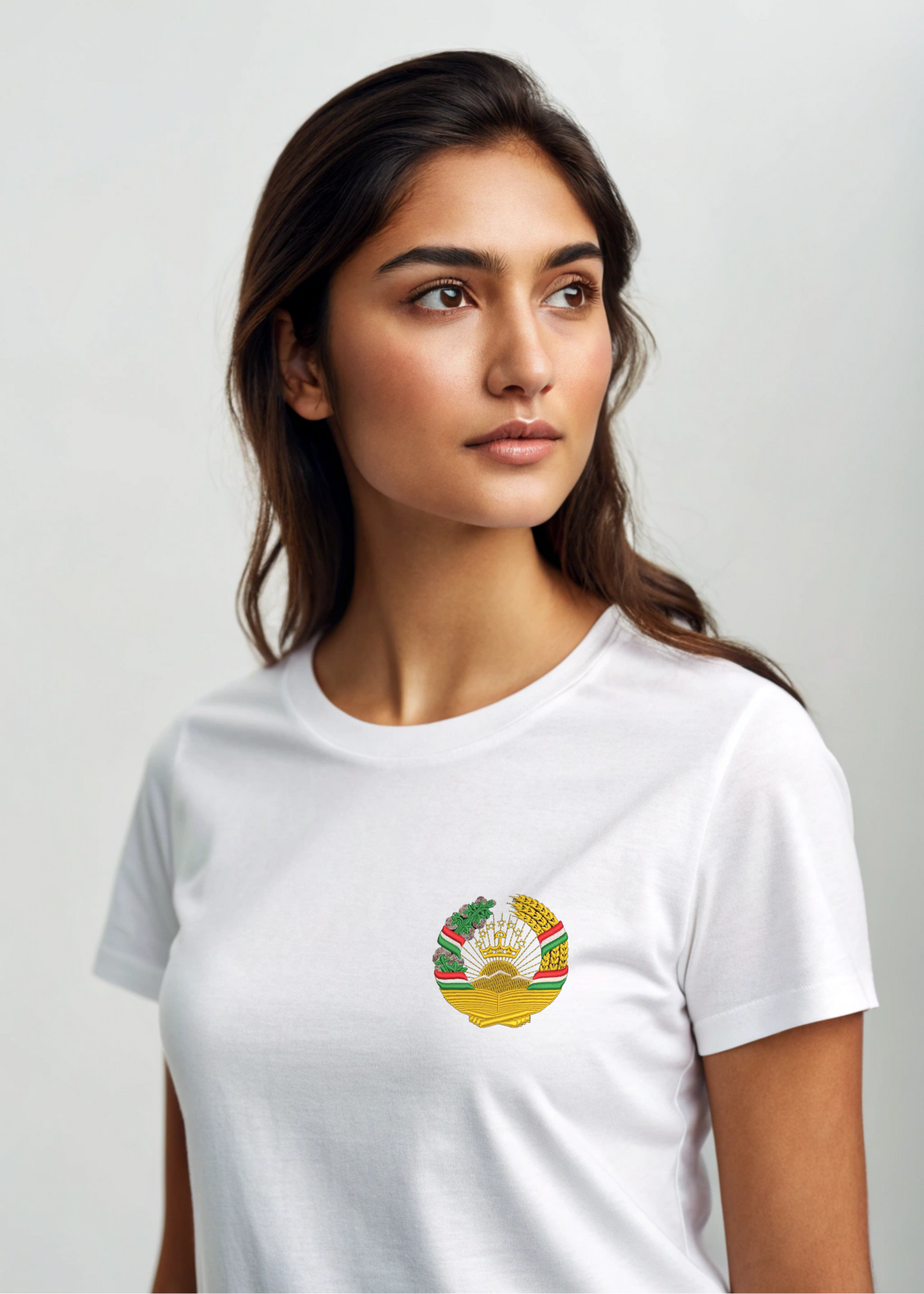 T-Shirt mit gesticktem Tadschikistan-Wappen – Unisex