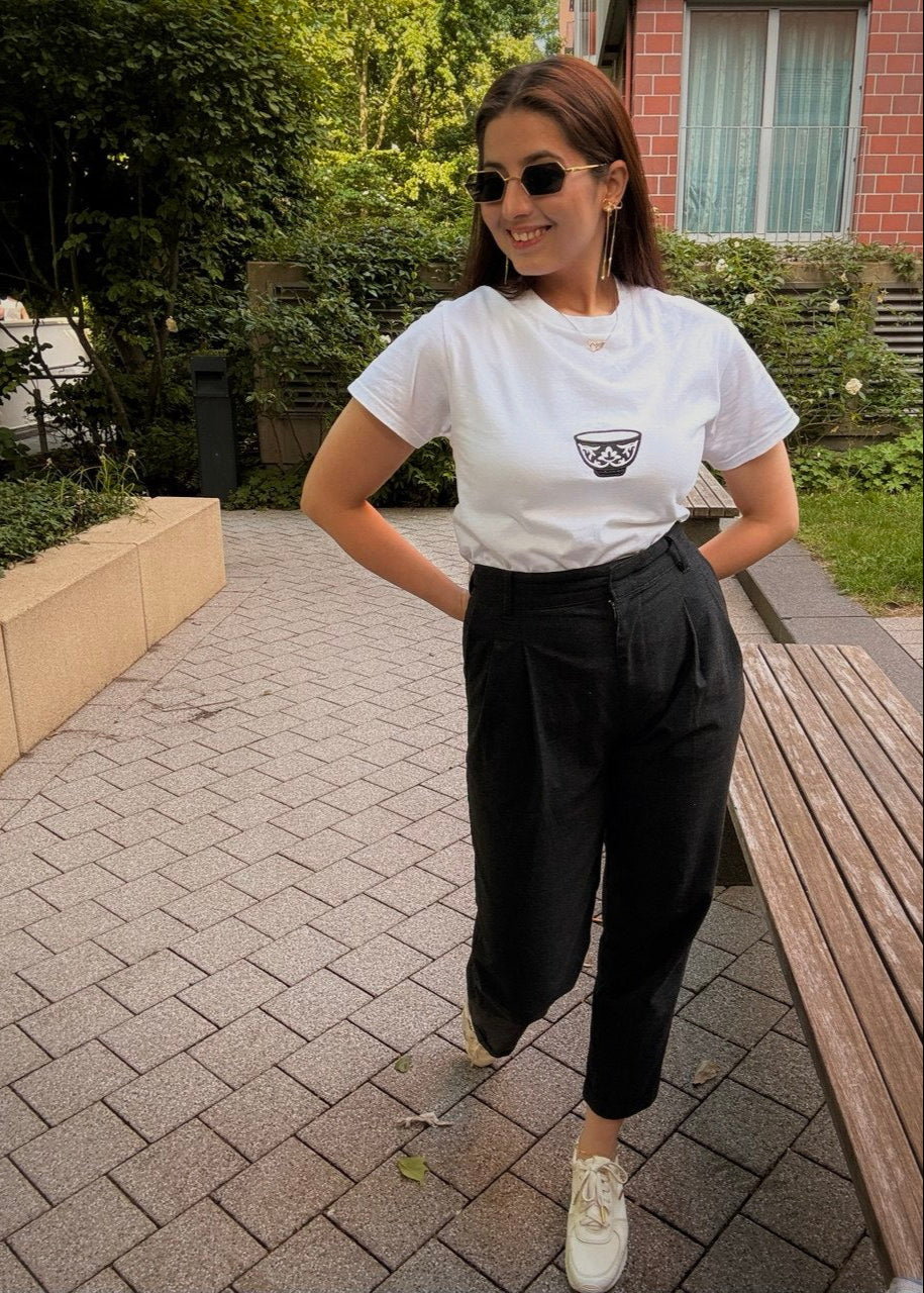 Unisex T-Shirt with Ethno-Design: Piyala