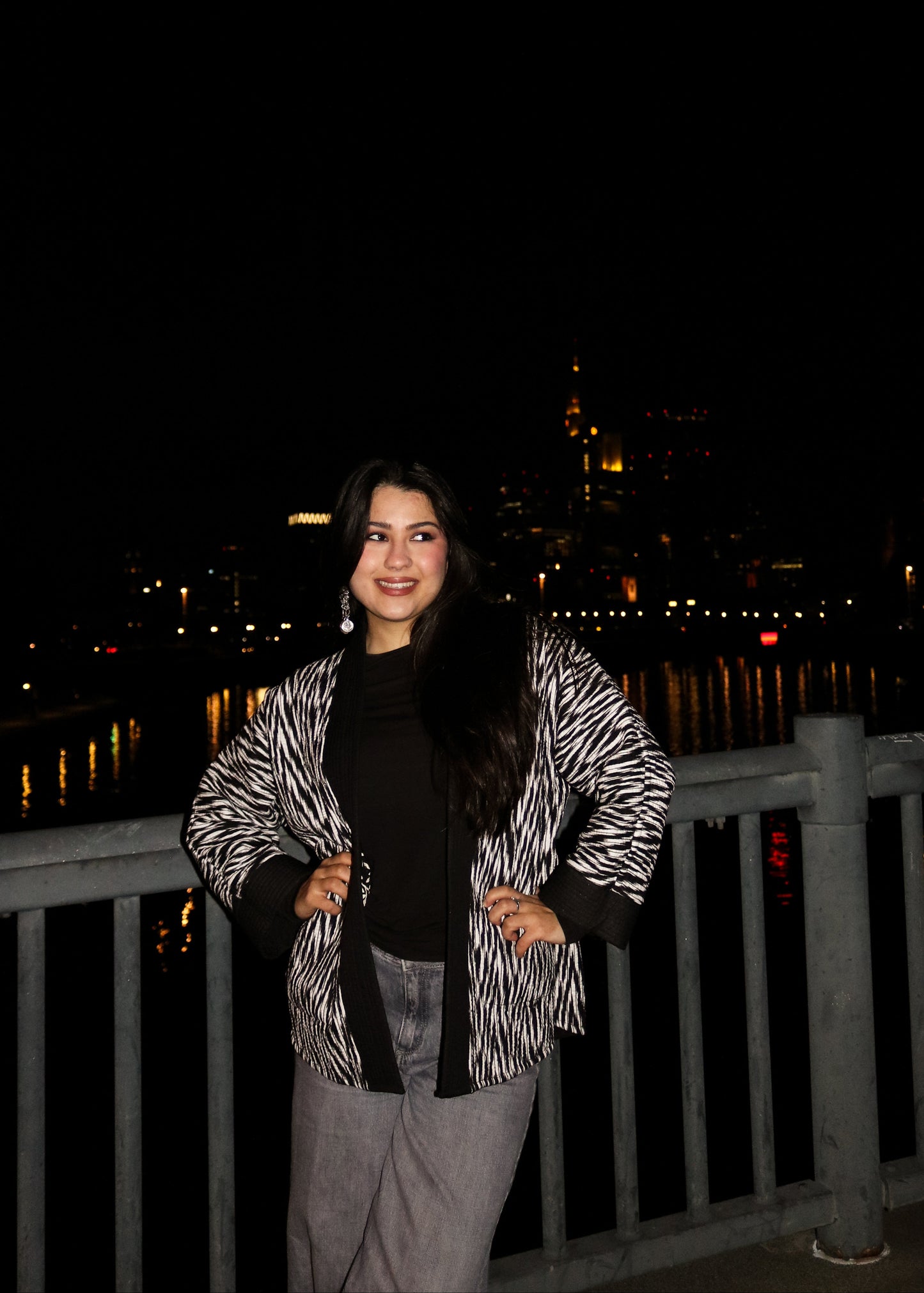 Zweiseitiger Chapan „Black Rose“