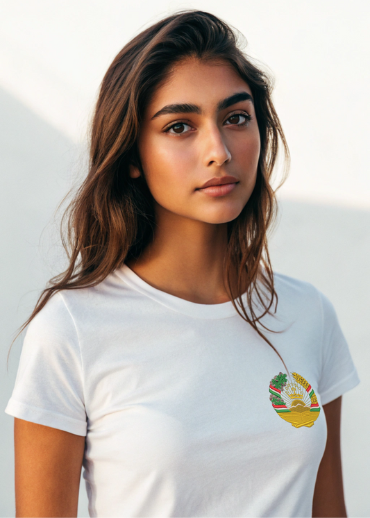 T-Shirt mit gesticktem Tadschikistan-Wappen – Unisex