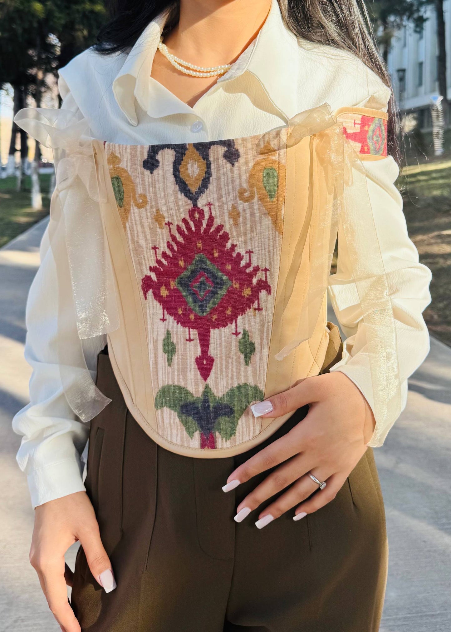 Handgefertigtes Ikat-Korsett – Premium Edition