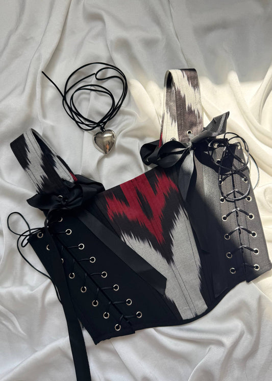 Korsett „Black Ikat Flame“