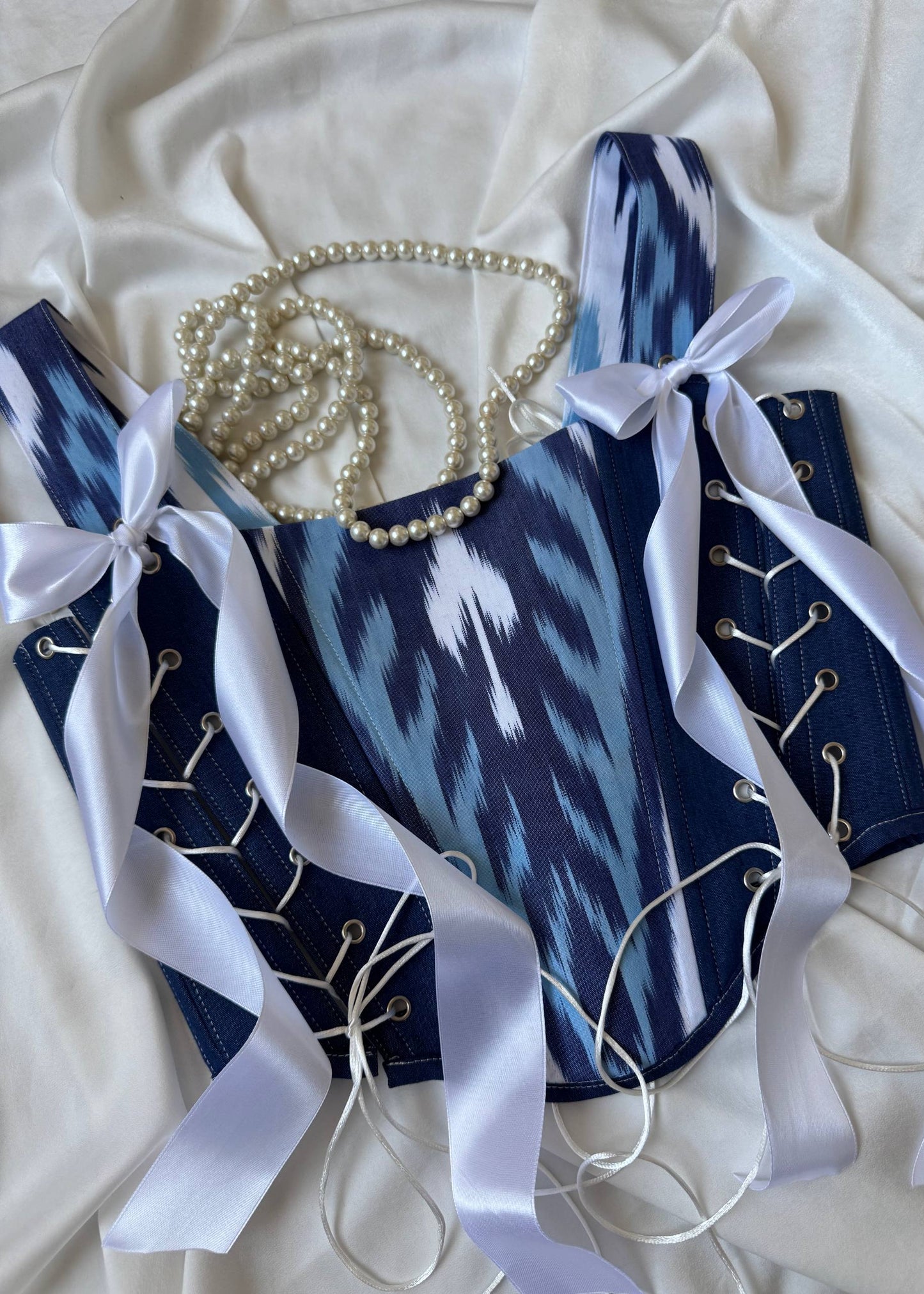 Korsett „Blue Silk Wave“