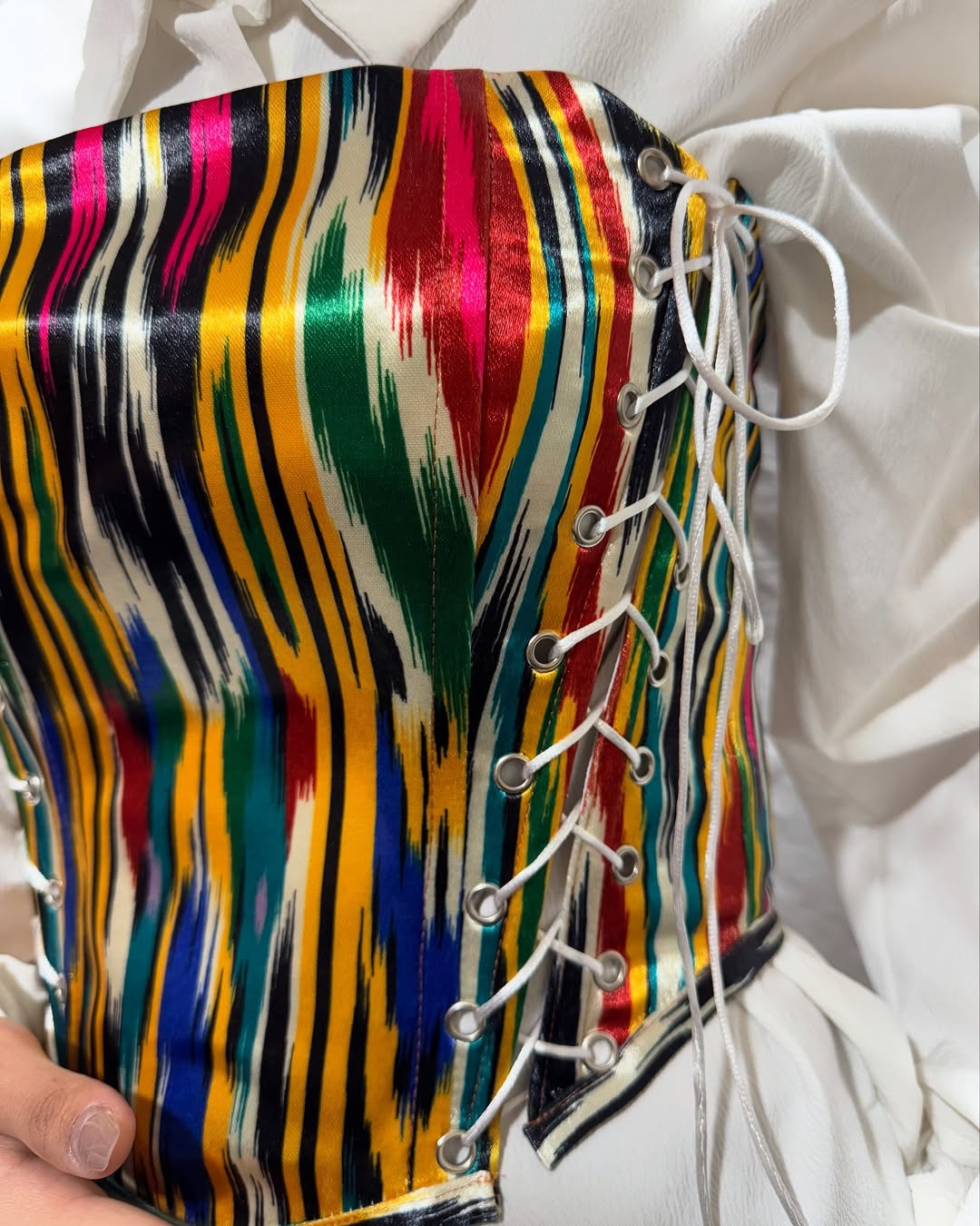 Korsett „Uzbek Atlas Classic“