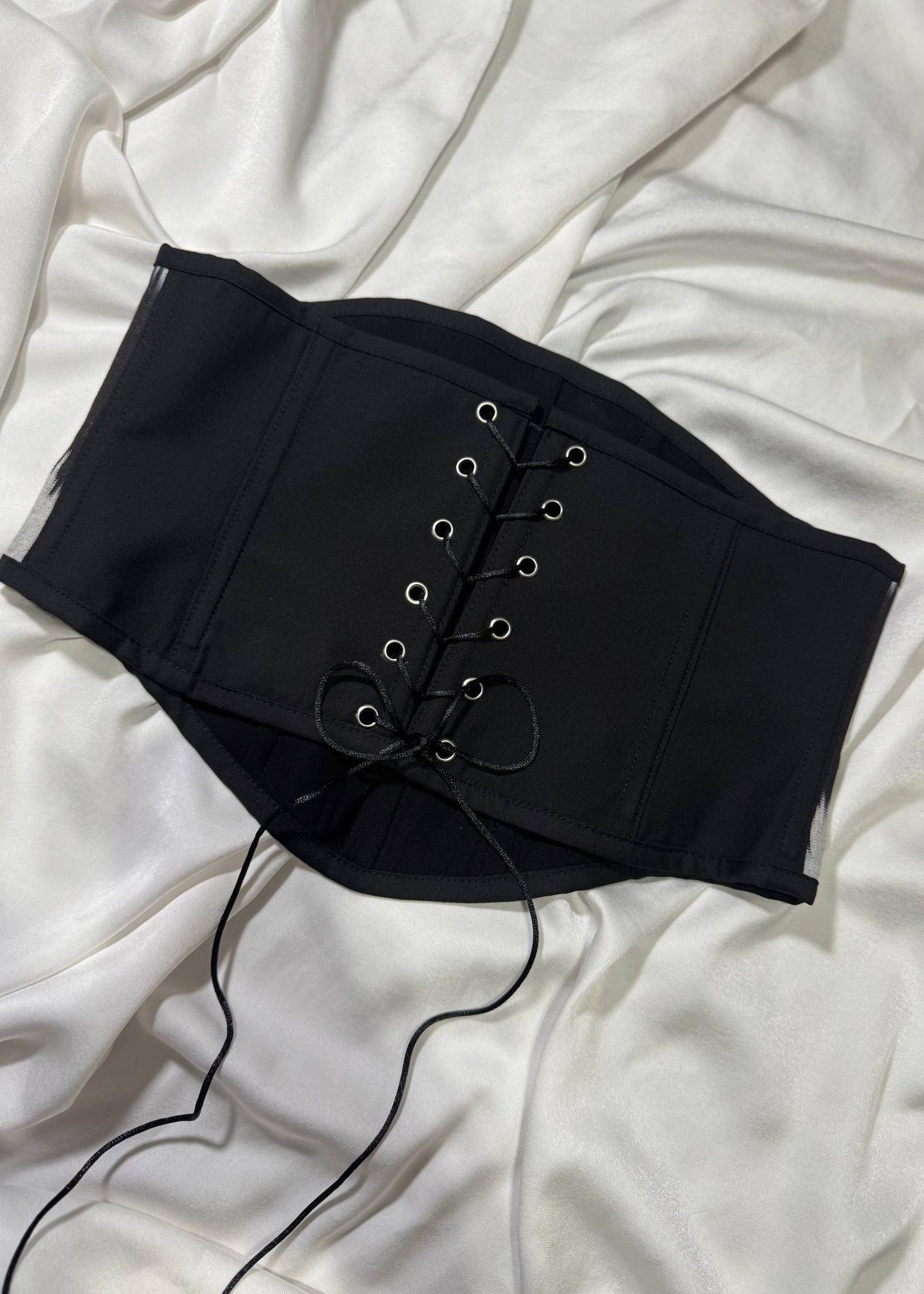 Ikat Korsett – Rot-Schwarz