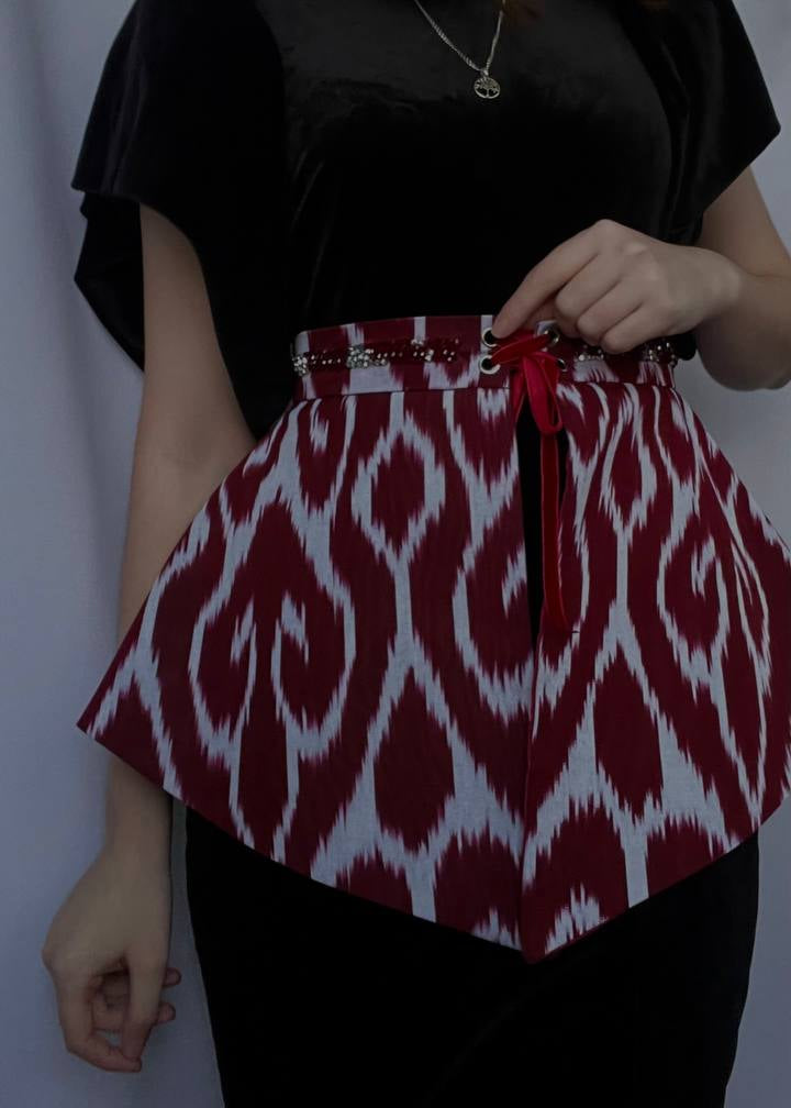 Baske aus traditionellem Ikat (Handarbeit)