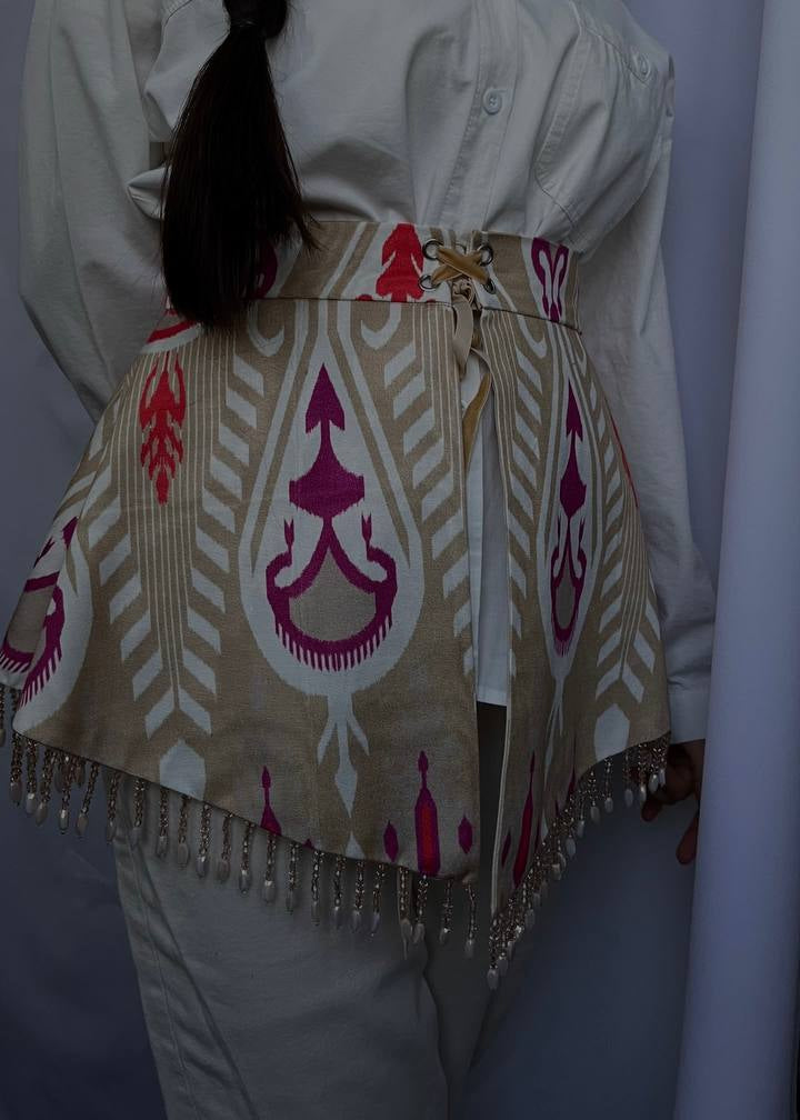 Baske aus Adras/Ikat-Stoff – Limited Edition