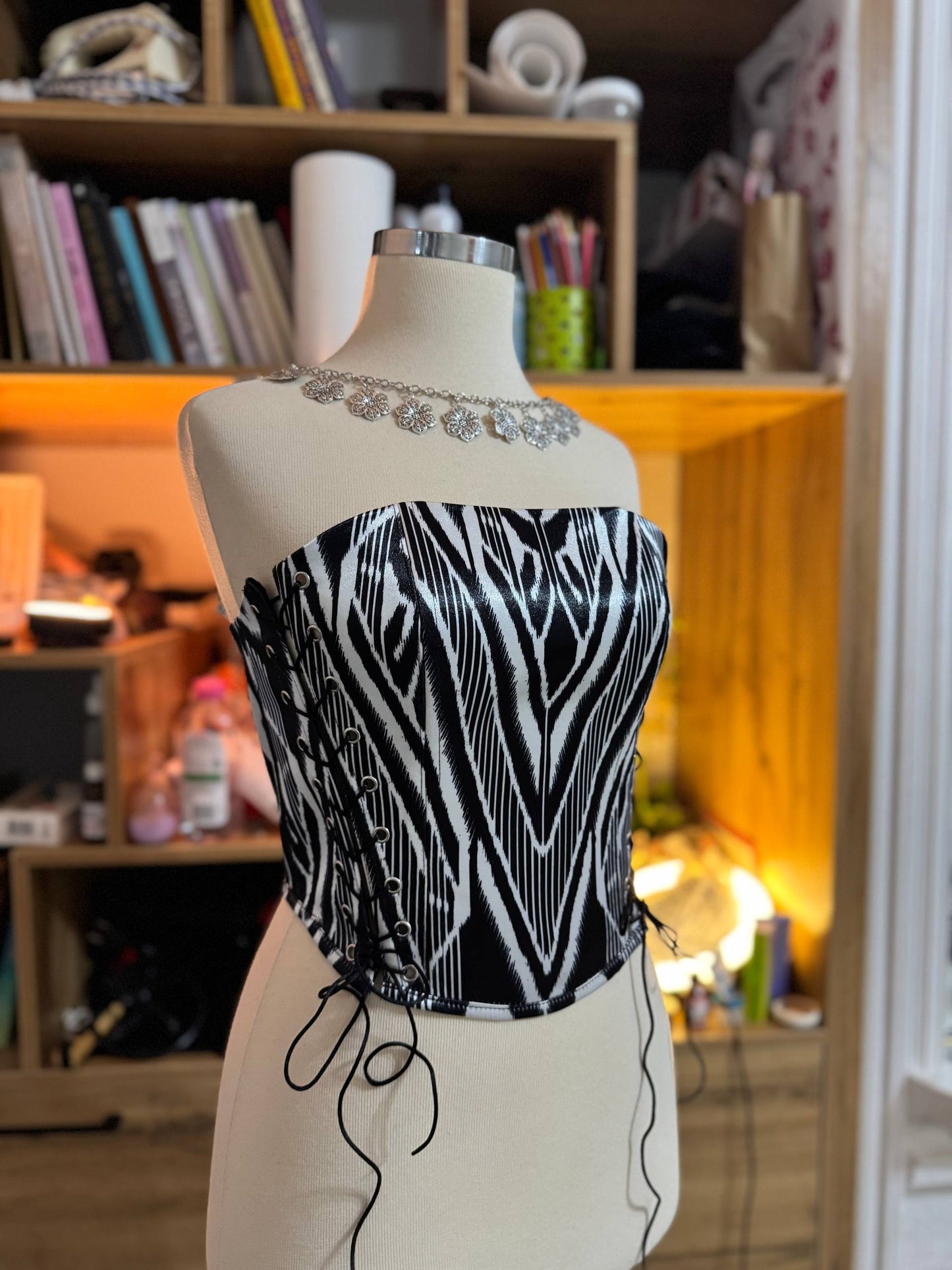 Korsett „Uzbek Atlas Classic“