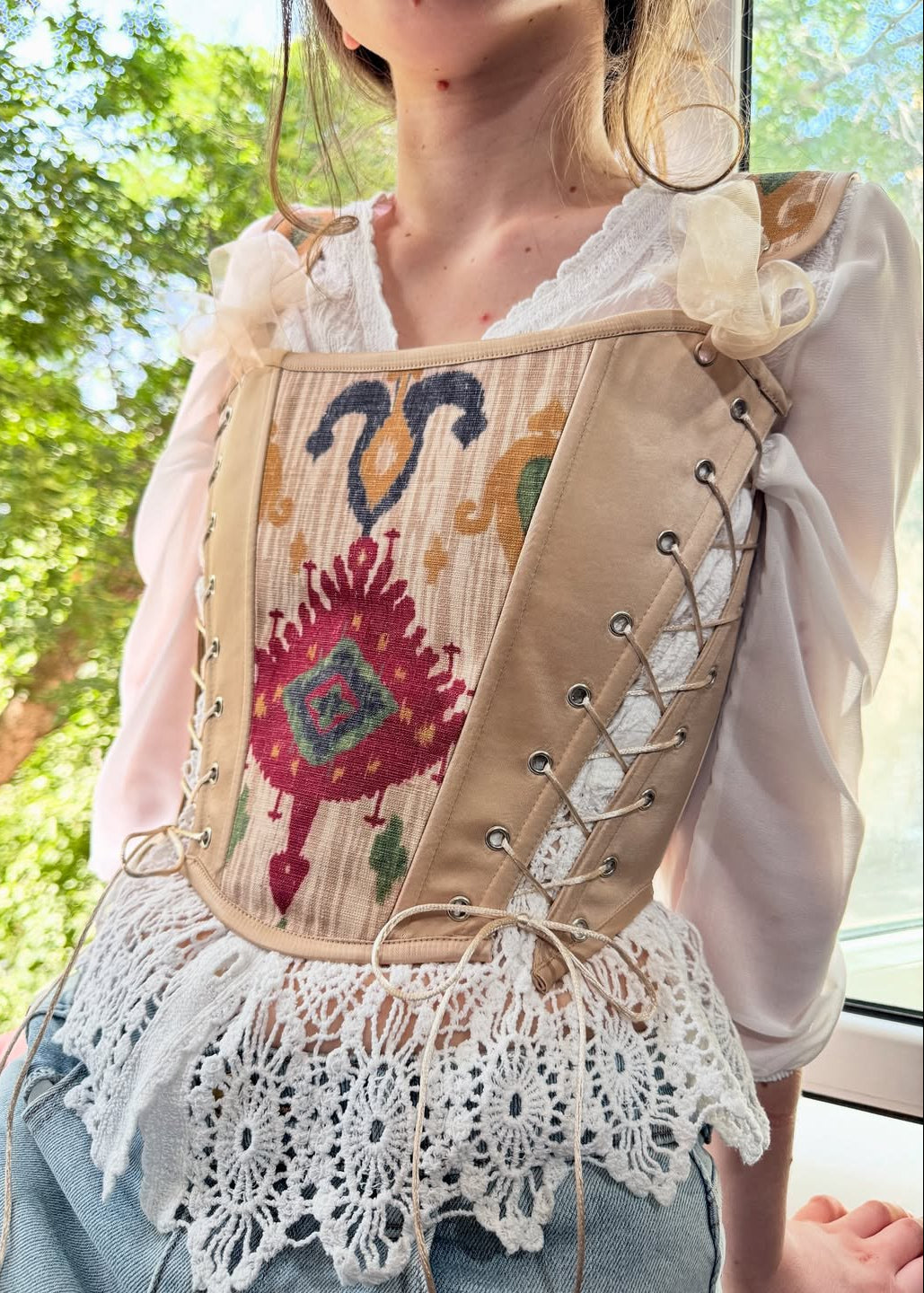 Handgefertigtes Ikat-Korsett – Premium Edition